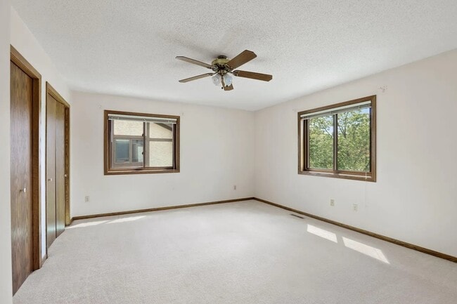 Building Photo - 1411 10th Ave E