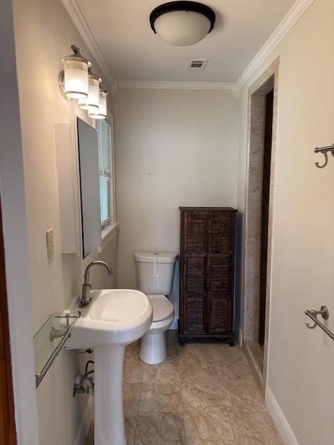 Building Photo - 5115 Woodview Ave