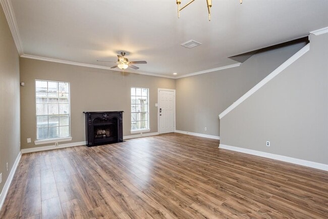 Living Room - 3780 Tanglewilde St
