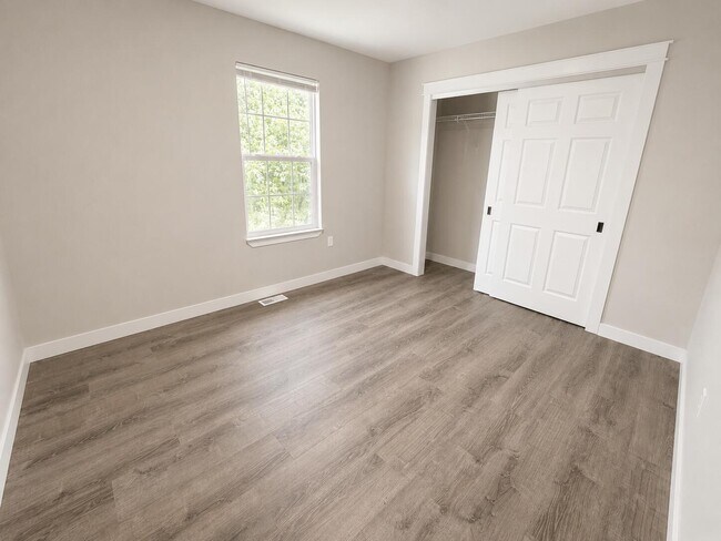 Building Photo - 5305 E Trikalla Dr