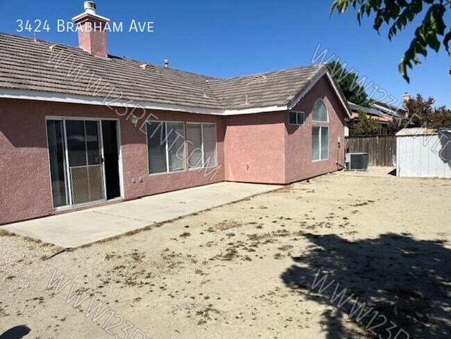 Building Photo - 3424 Brabham Ave