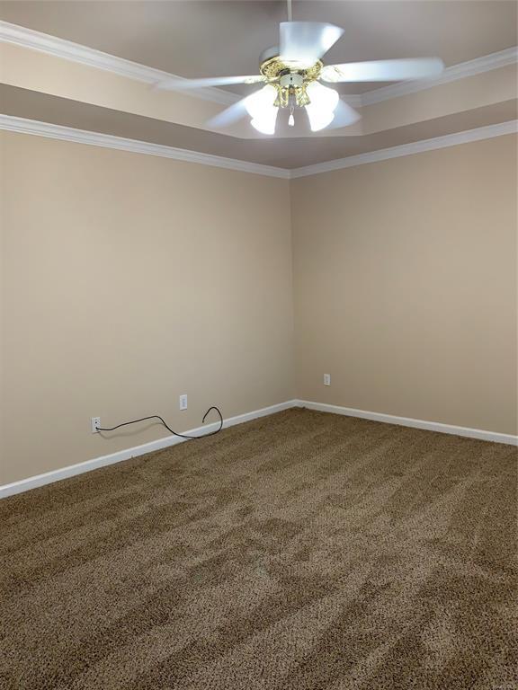 Building Photo - 131 Live Oaks Dr