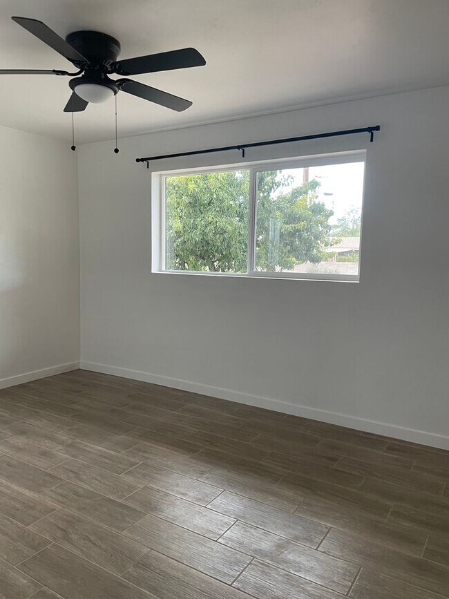 Building Photo - Remodeled Hidden Gem! Coming Soon!