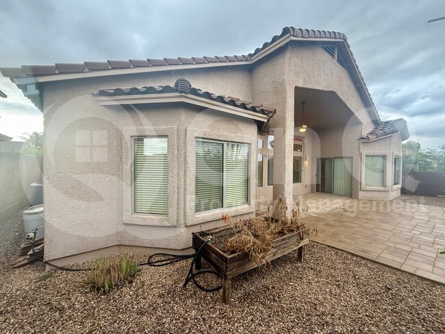 Building Photo - 11874 N Verismo Dr