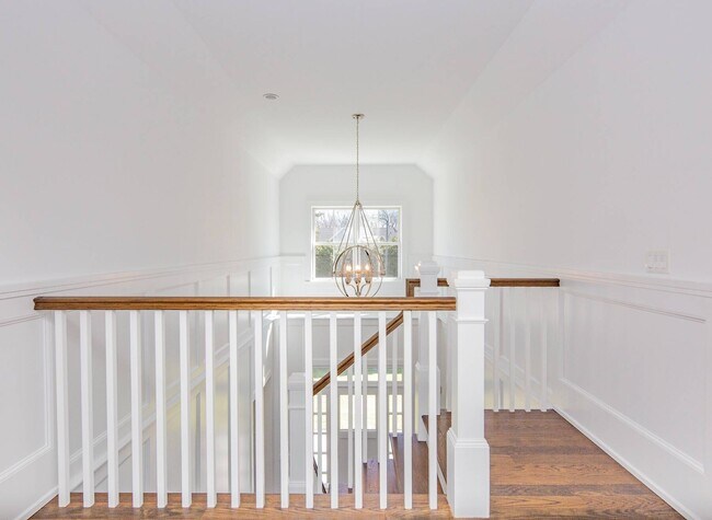 Building Photo - 20 Lighthouse Ln