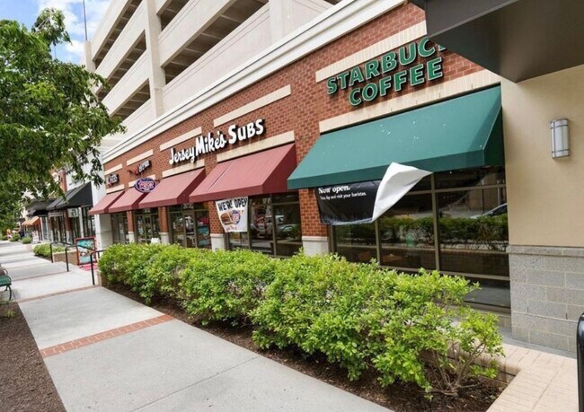 Building Photo - 8181 Carnegie Hall Ct