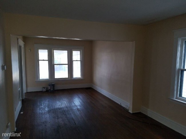 Building Photo - 4 br, 1 bath House - 460 MINNESOTA