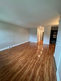 Building Photo - 3915 Lankenau Ave
