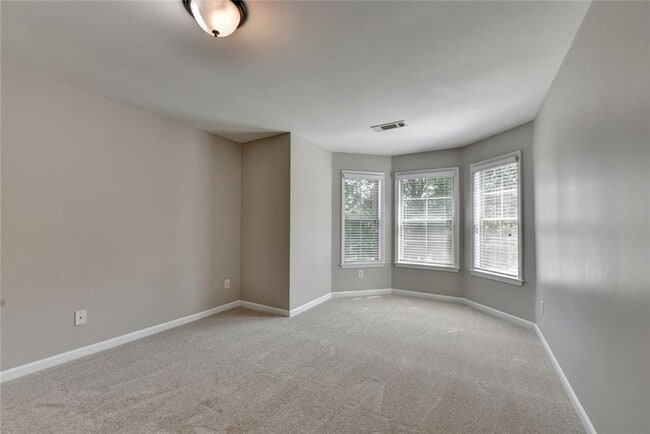 Building Photo - 4805 Shelbourne Dr