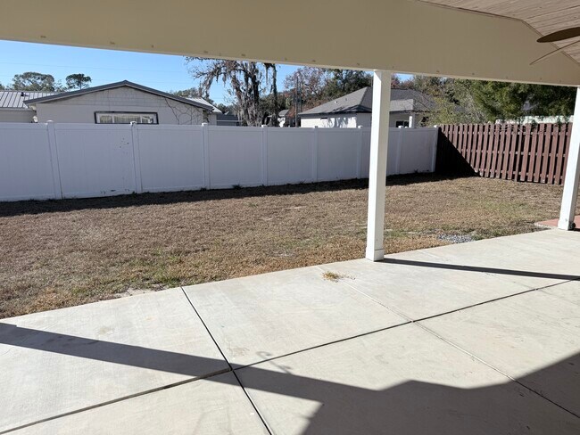 Building Photo - 16356 SE 87th Ave