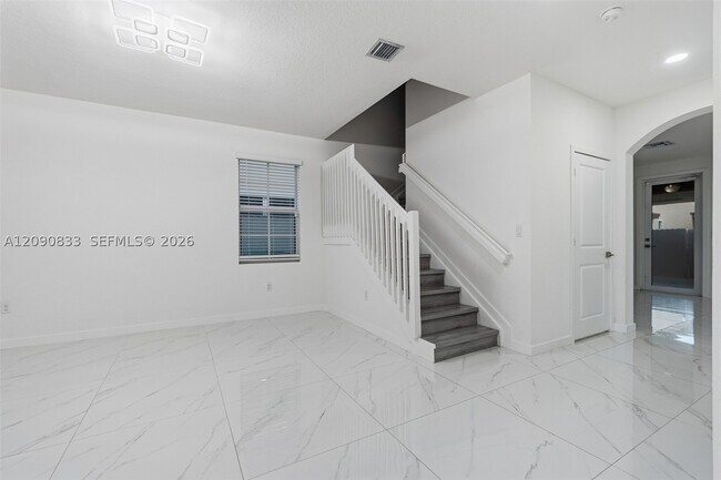 Building Photo - 24423 SW 118 Ave