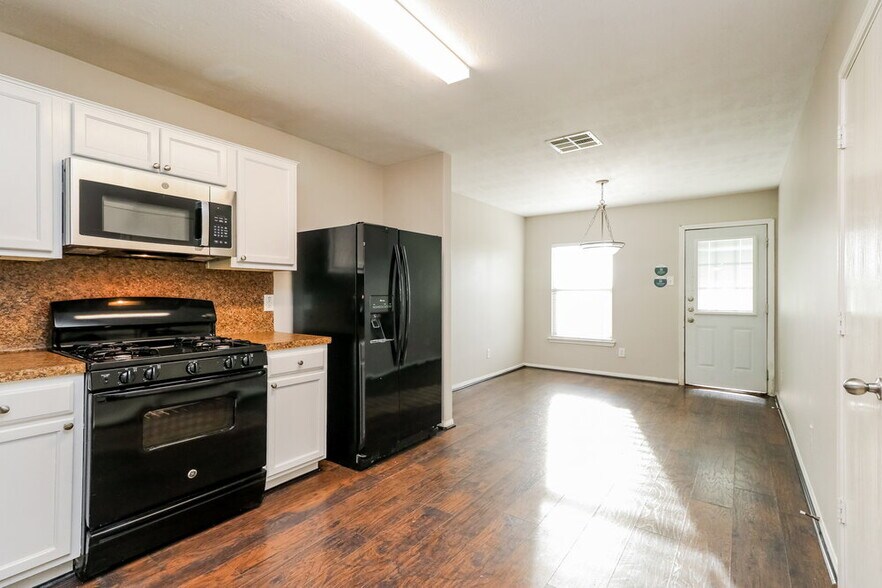 Building Photo - 8127 Katie Mill Trail