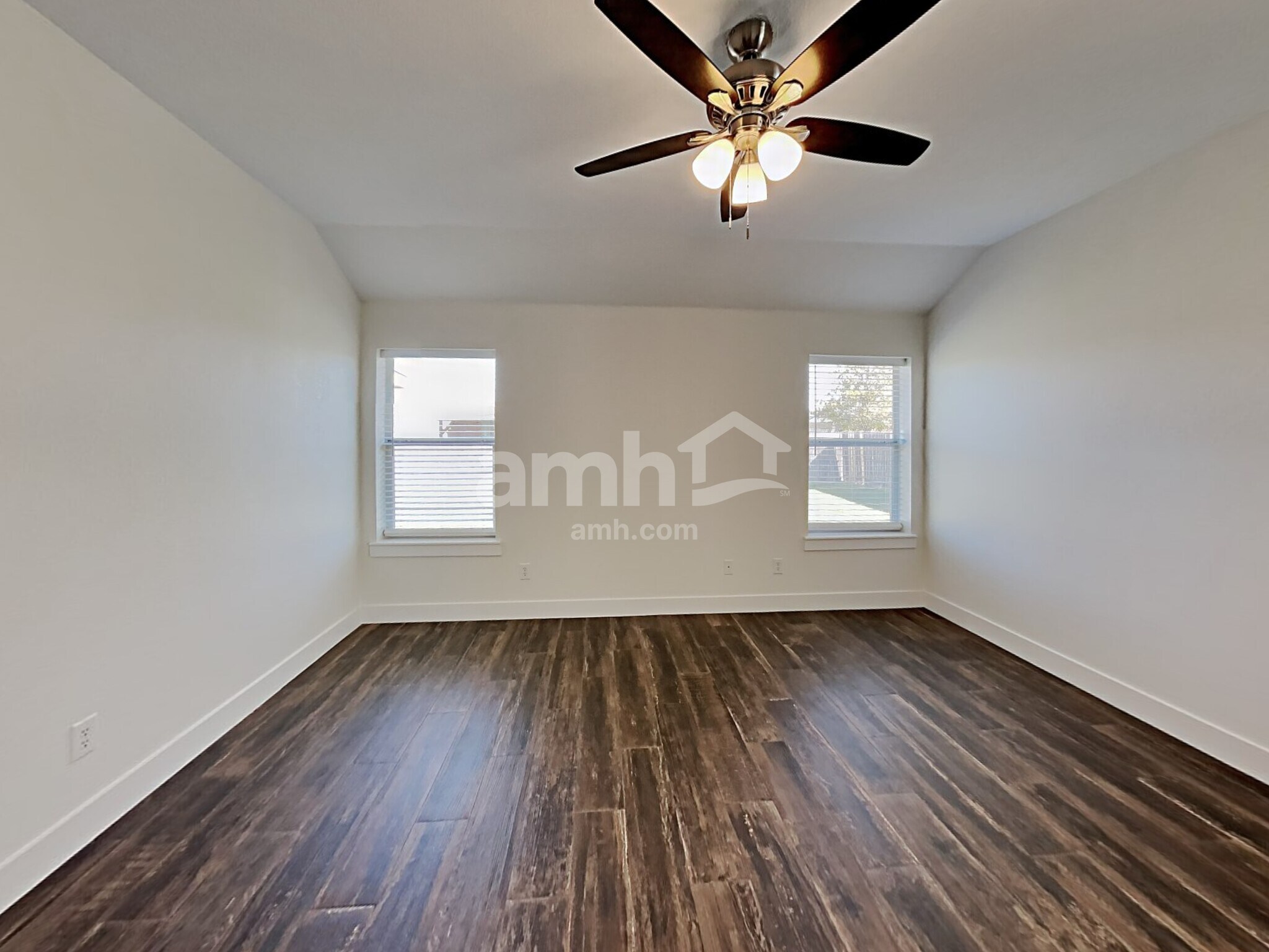 Building Photo - 1421 Teal Way