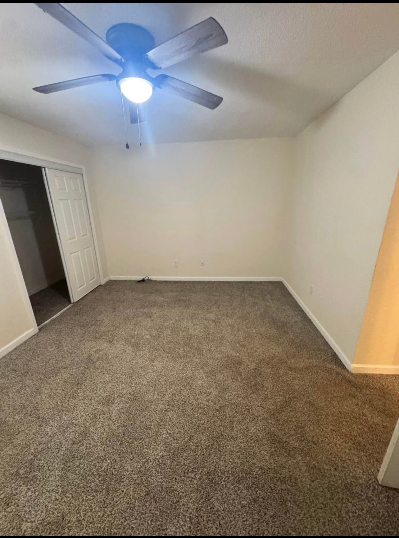 Building Photo - 405 Westcliff Cir