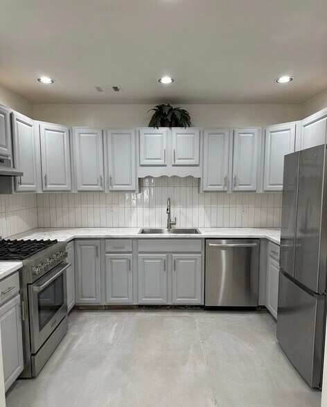 Building Photo - 85 Grieco Dr