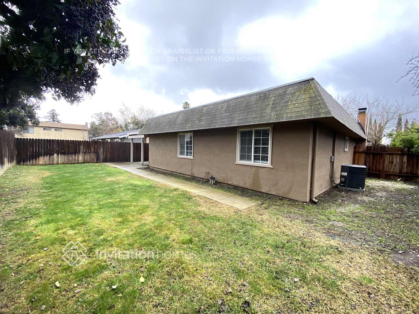 Building Photo - 616 Frieda Dr