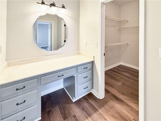 Building Photo - 4515 N Slope Cir