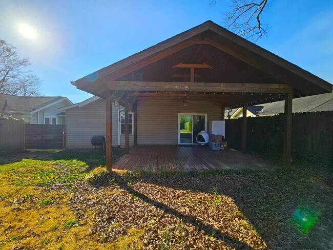 Building Photo - 23 McAdoo Ave