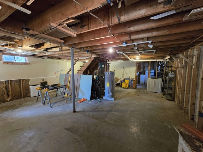 Building Photo - 38 Johnson Ln