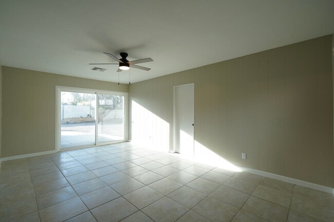 Building Photo - Beautiful Yucaipa Home with Private Garage