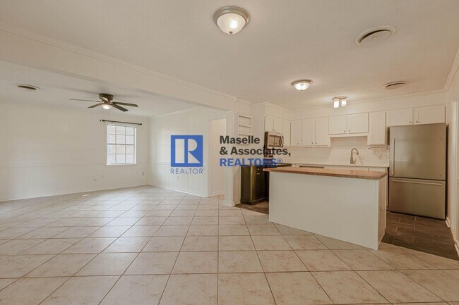 Building Photo - 4 Bed/2 Bath Home in Traceland North in Madison