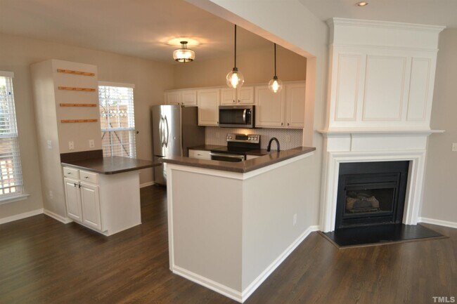 Building Photo - 701 Sutter Gate Ln