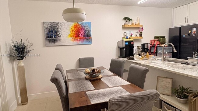 Building Photo - 206 Charter Way