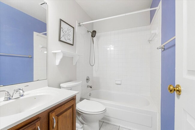 Building Photo - 208 Kylewood Ct