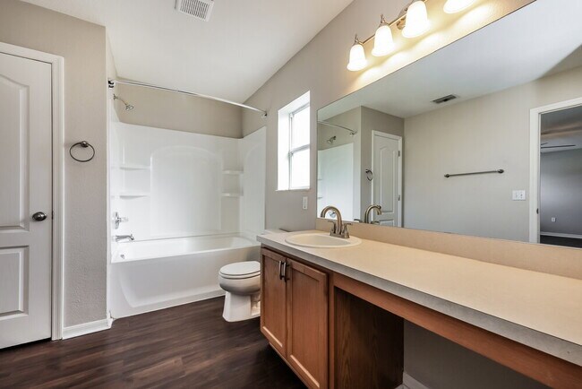 Building Photo - 19412 Timberbluff Dr