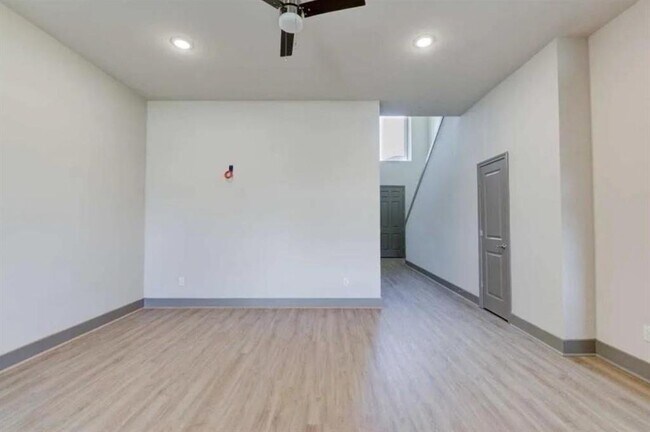 Building Photo - 18620 Louetta Creek Dr