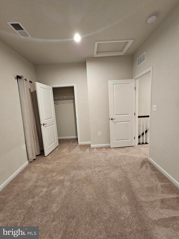 Building Photo - 1009 Rampart Dr