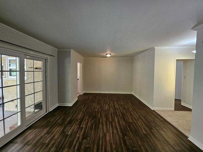 Building Photo - 3154 Jolley Dr