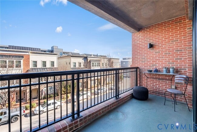 Building Photo - 4940 Old Main St