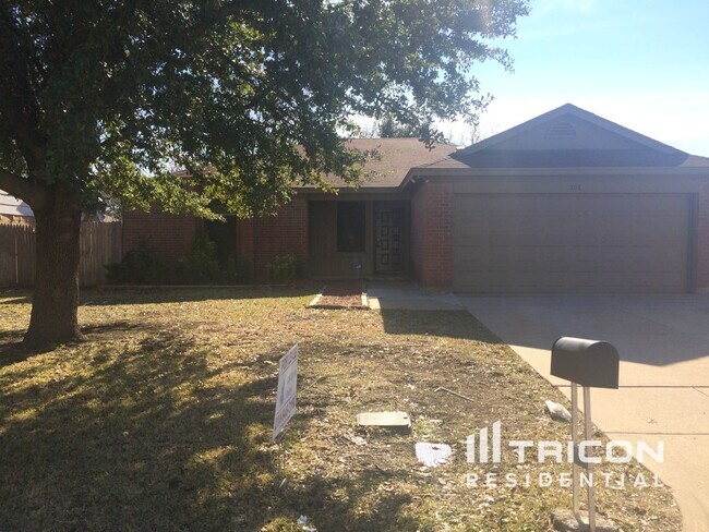 Building Photo - 708 Leedsfield Ct
