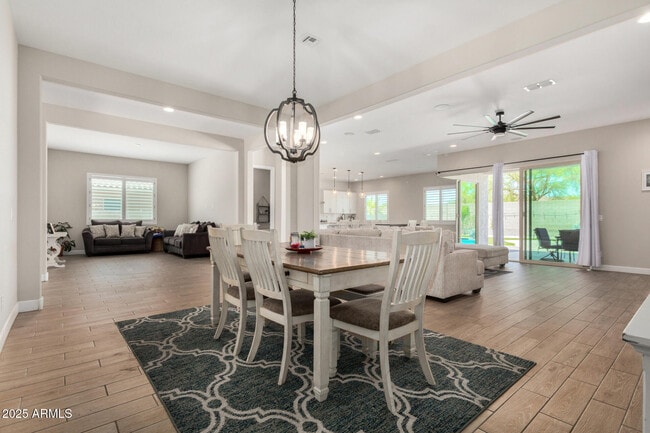 Building Photo - 5314 N 182nd Ln