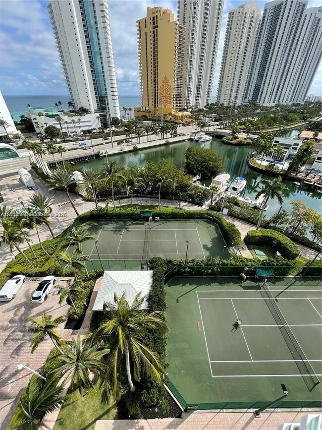 Building Photo - 16400 Collins Ave