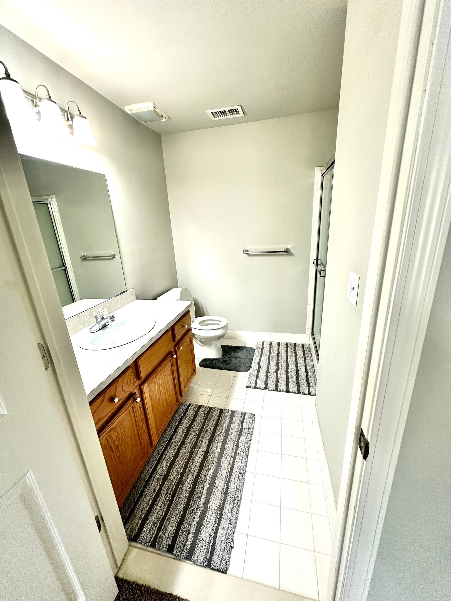 Building Photo - 13140 Canopy Dr