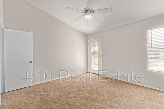 Building Photo - 2381 W Redwood Dr