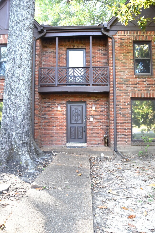 Building Photo - 1461 Kirby Pkwy