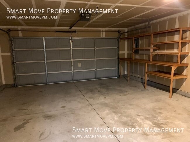 Building Photo - 7826 W Gillis St