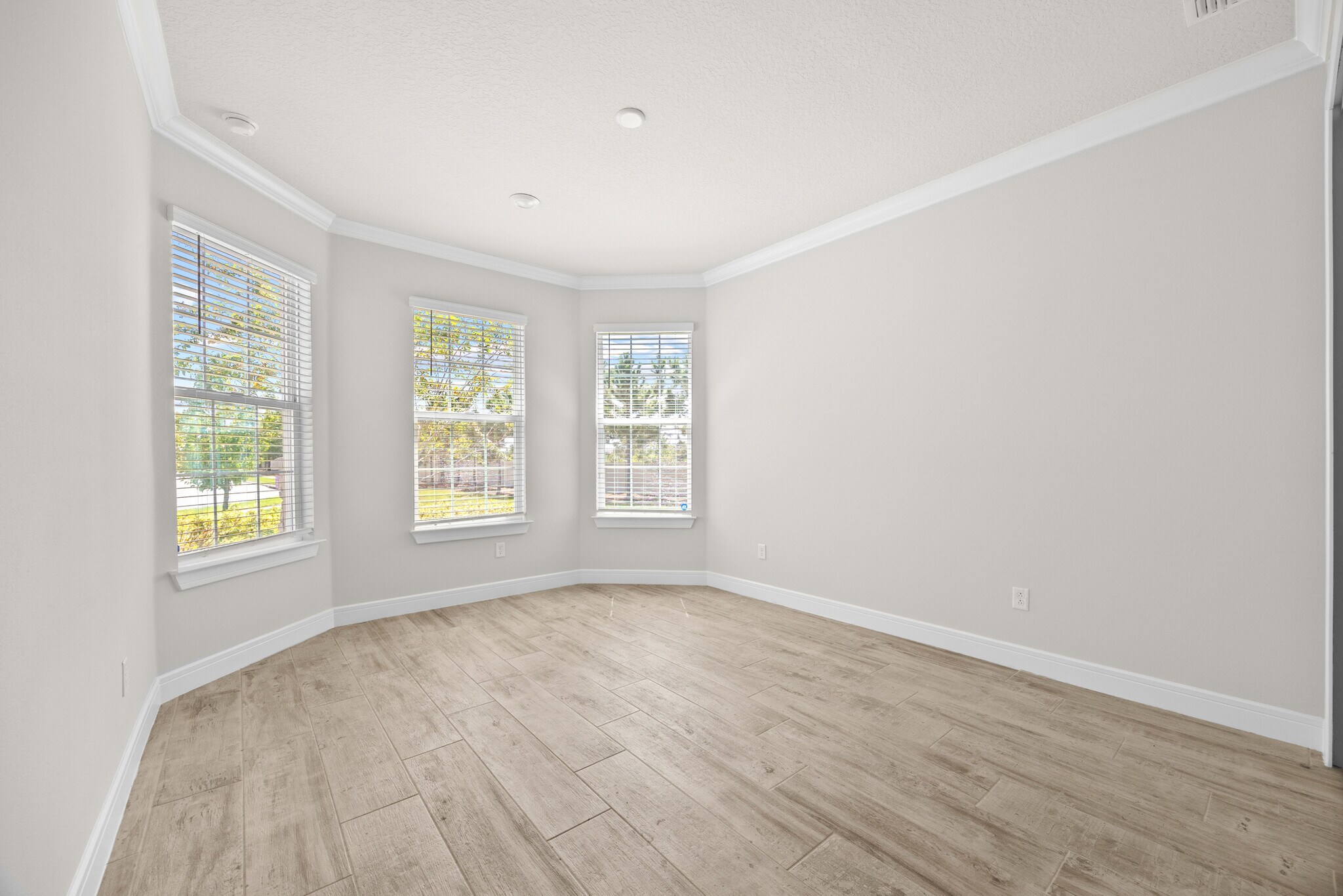 Building Photo - 10364 Shive Island Ct