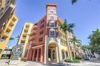Building Photo - 410 Bayfront Pl