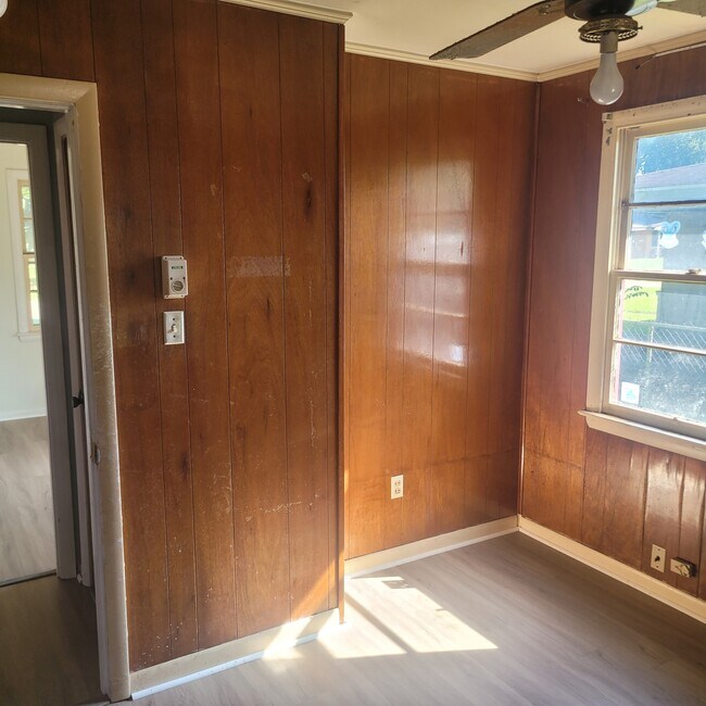 Building Photo - 2238 Ledoux Cir