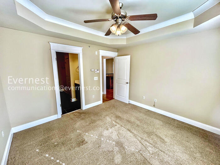 Building Photo - 1428 Olden Ln