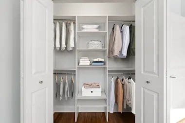 Building Photo - 1054 W Monroe St