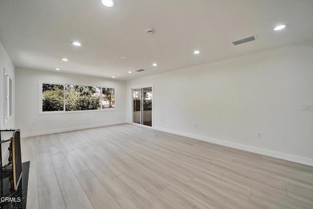 Building Photo - 838 Highland Ave