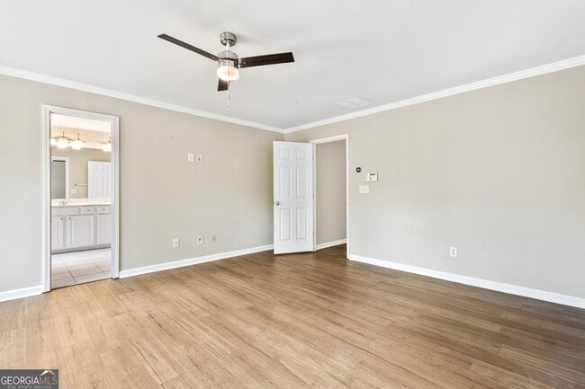 Building Photo - 606 Lofty Ln