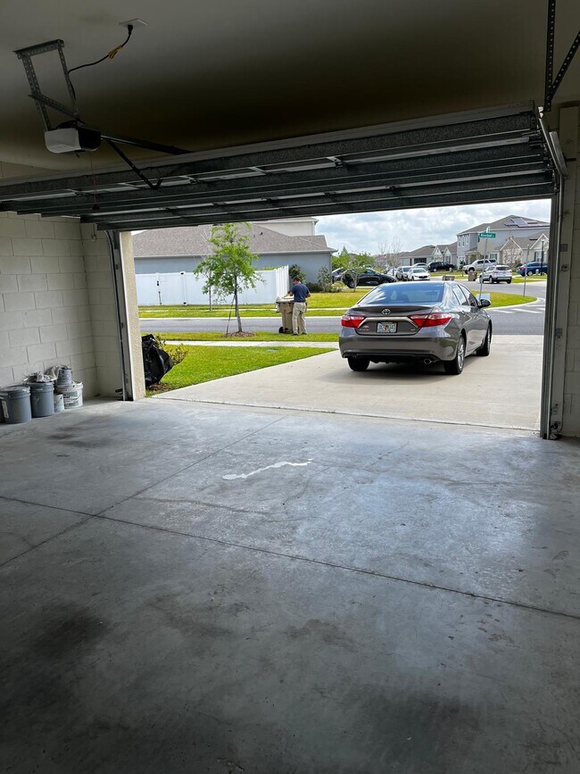 Building Photo - 1450 Riverboat Dr