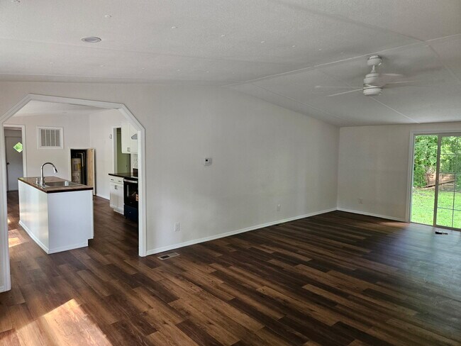 Building Photo - 2916 Guava Ct