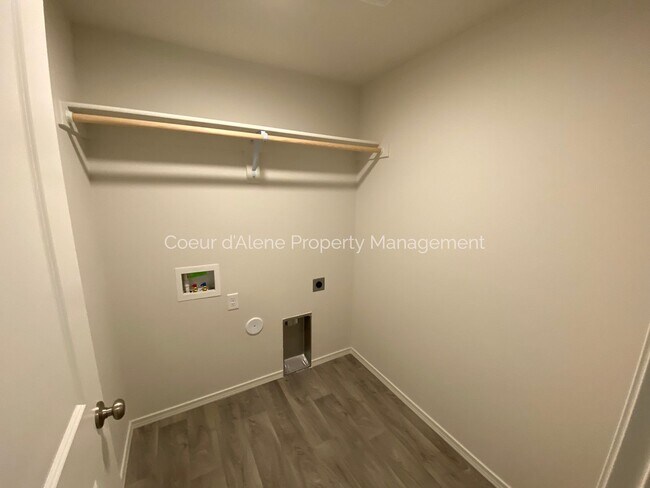 Building Photo - 3 bed house in Brookshire subdivision!